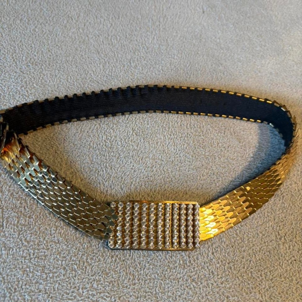 Y2K‎ Gold and black shifting metal sparkly rhinestone belt